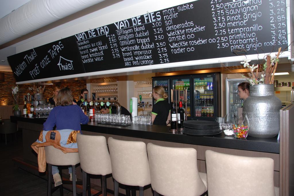 Hotel-Restaurant Thuis! Dinteloord Ngoại thất bức ảnh