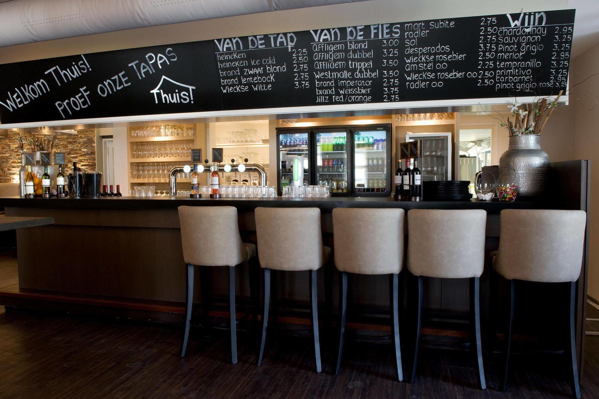 Hotel-Restaurant Thuis! Dinteloord Ngoại thất bức ảnh